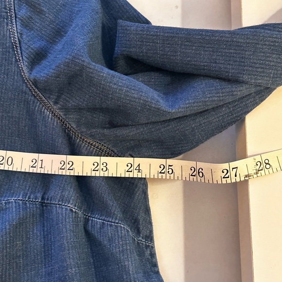 Liz Claiborne | Dark Blue Denim Button-Down Shirt - Picture 7 of 8